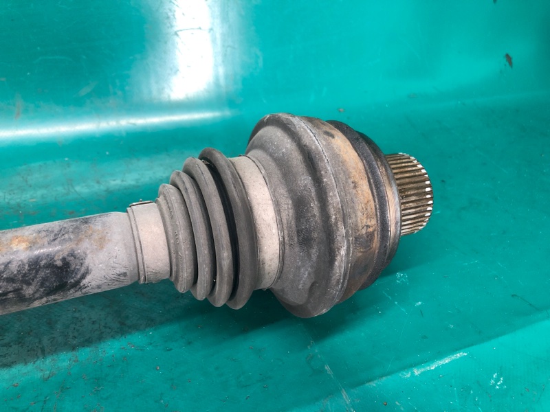 Привод задний задний правый Q5 08-16 2011 CAEB 2.0T Привод задний задний правый Q5 08-16 2011 CAEB 2.0T