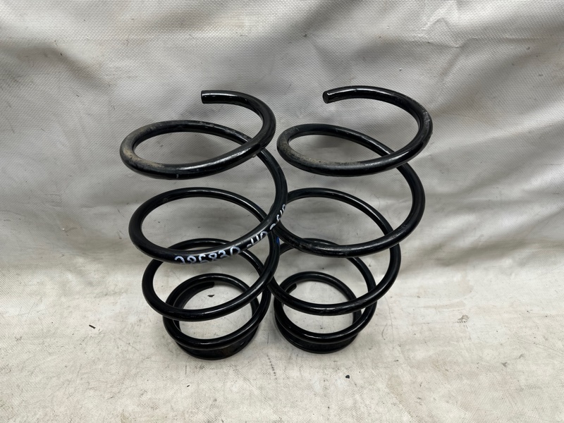 Пружина передней подвески передняя TOYOTA CAMRY 40 06-11 ACV40 2.4 2AZFE