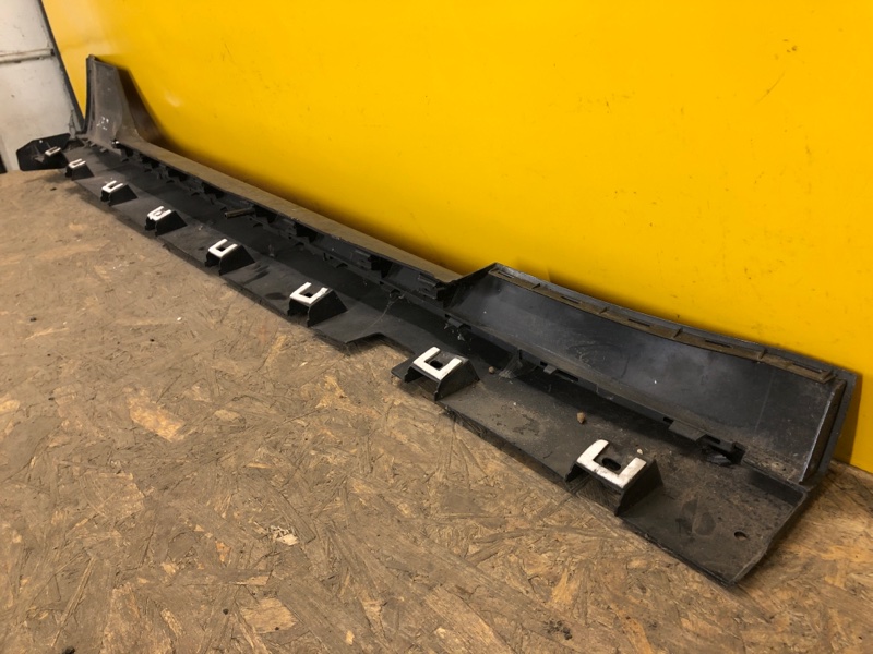 Накладка порога наружная левая MUSTANG 15-