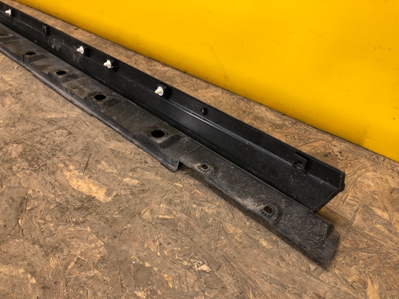 Накладка порога наружная левая RAV4 18-