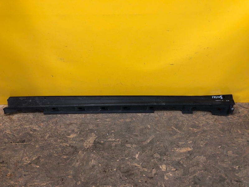 Накладка порога наружная левая TOYOTA RAV4 18- 75860-42030 Б/У