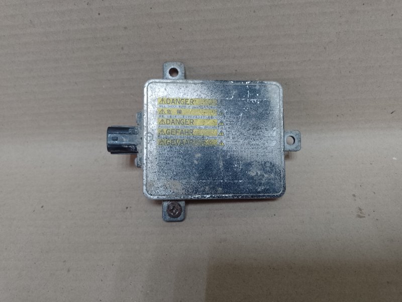Блок розжига ксенона левый MITSUBISHI OUTLANDER XL 05-13 8301A769 Б/У