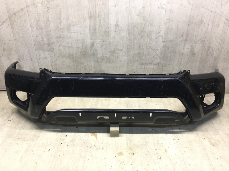 Бампер передний TOYOTA TACOMA 05-15 2011-2015 5211904906 Б/У