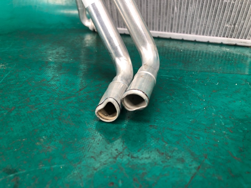 Радиатор печки FORD FUSION 14- 2.5L Радиатор печки FORD FUSION 14- 2.5L