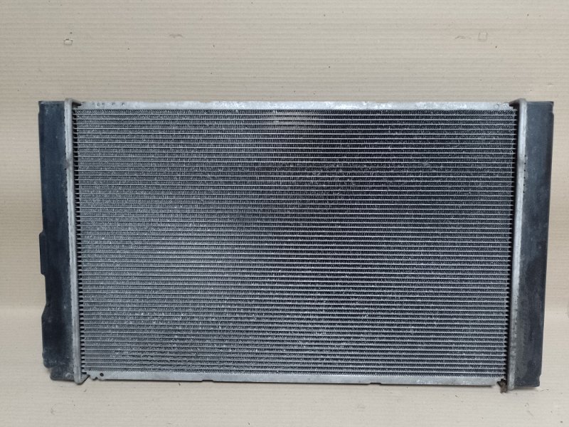Радиатор основной TOYOTA PRIUS - 30 09-17 16400-37230 Б/У