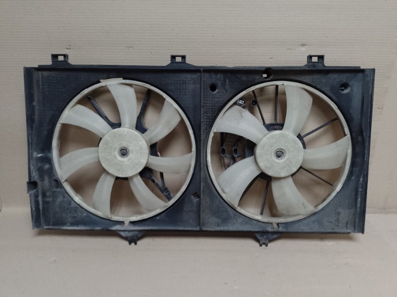 Диффузор вентилятора основного радиатора TOYOTA CAMRY 40 06-11 16711-0P090 Б/У