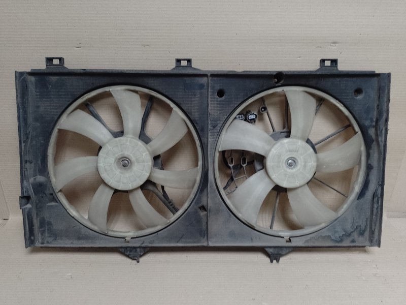 Диффузор вентилятора основного радиатора TOYOTA CAMRY 40 06-11 16711-0P090 Б/У