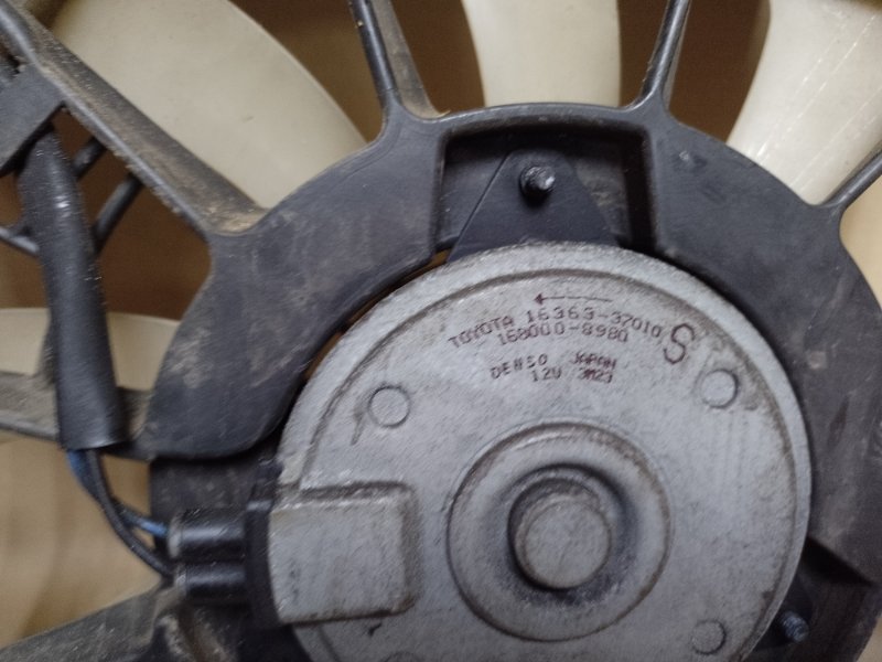 Диффузор вентилятора основного радиатора PRIUS - 30 09-17 Диффузор вентилятора основного радиатора PRIUS - 30 09-17