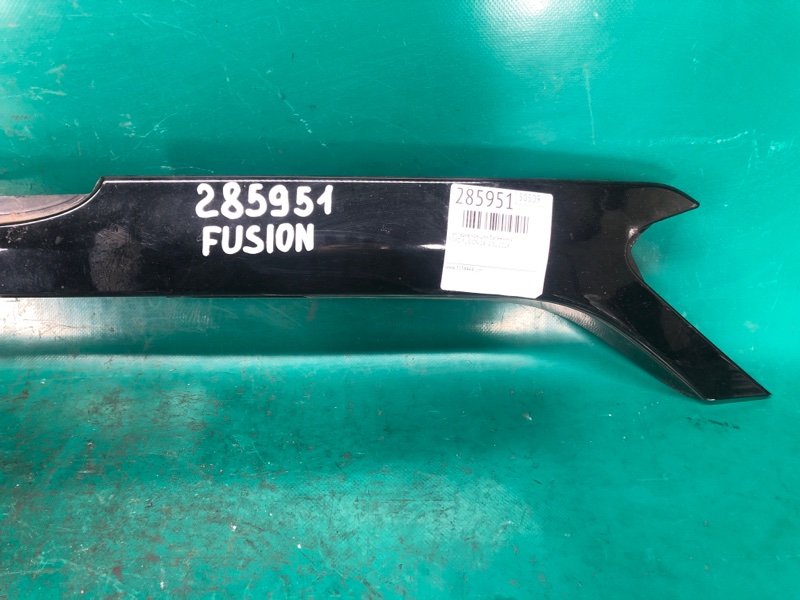 Панель подсветки номера FORD FUSION 14- 2.5L