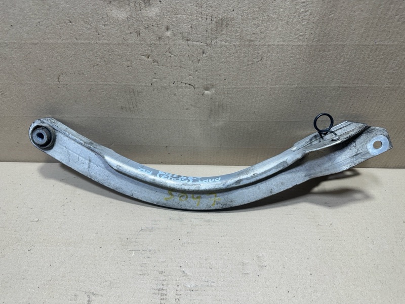 Рычаг задней подвески поперечный верхний DART 12-16 2015 2.4 ED6 Рычаг задней подвески поперечный верхний DART 12-16 2015 2.4 ED6