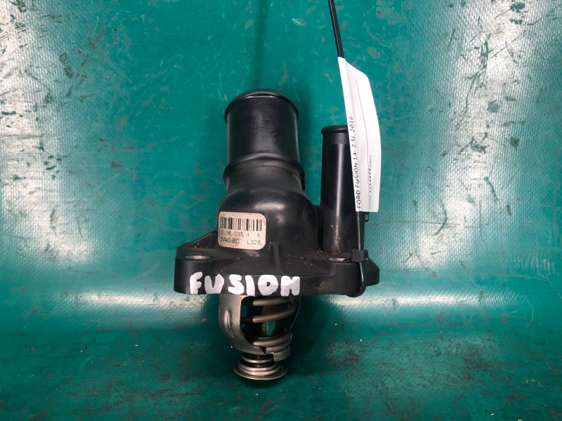 Термостат FORD FUSION 14- 2.5L Термостат FORD FUSION 14- 2.5L