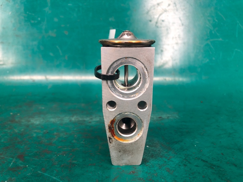 Клапан кондиционера FUSION 14- 2016 2.5L