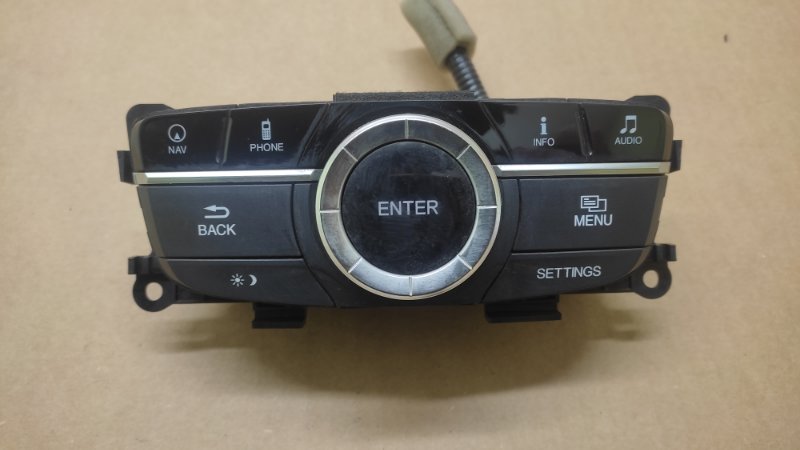 Блок управления мультимедиа ACURA RDX 12-19 2017 TB4 3.5 J35Z2 39050-TX4-X51 Б/У