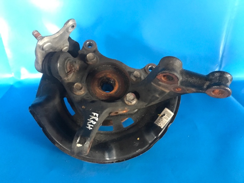 Запчасть кулак поворотный передний правый TOYOTA AURIS 06-12 43211-02170 Б/У Кулак поворотный передний правый TOYOTA AURIS 06-12 43211-02170 Б/У