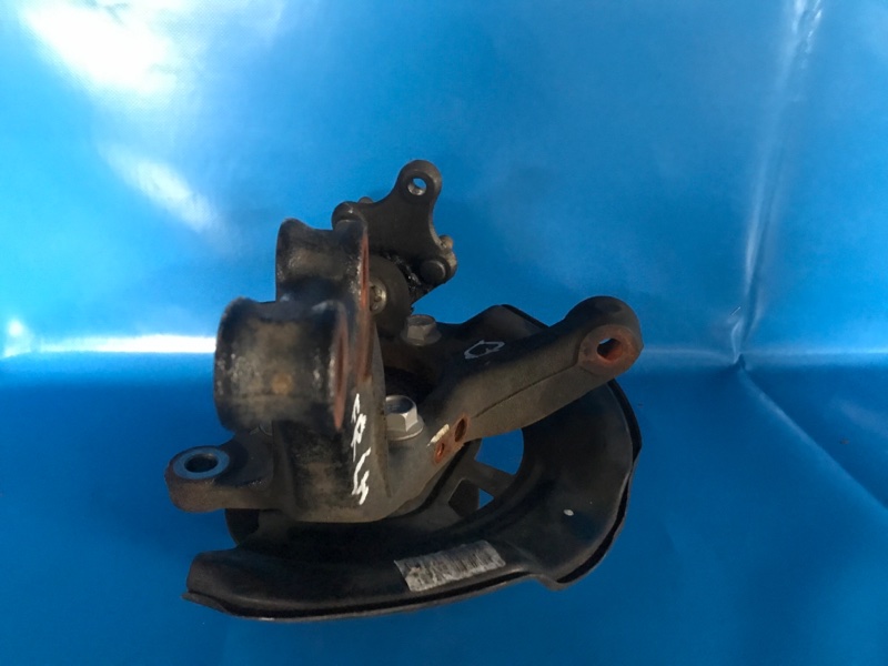 Кулак поворотный передний левый COROLLA 150 06-13 Кулак поворотный передний левый COROLLA 150 06-13