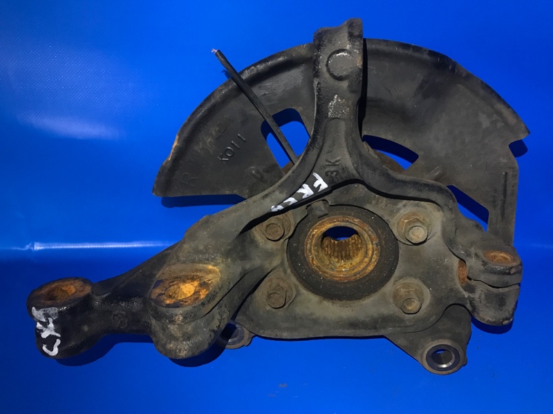 Запчасть кулак поворотный передний правый MAZDA CX-5 (KE) 11-17 KD35-33-021A Б/У Кулак поворотный передний правый MAZDA CX-5 (KE) 11-17 KD35-33-021A Б/У