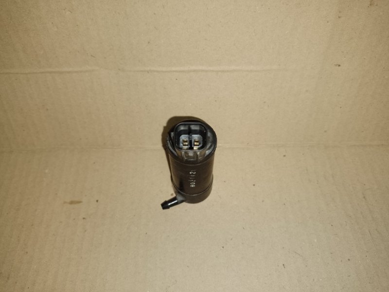 Насос омывателя стекла PRIUS - 30 09-17