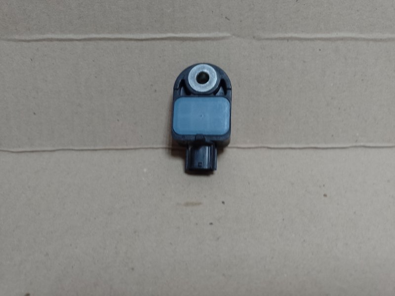 Запчасть датчик удара TOYOTA PRIUS - 30 09-17 89173-79025 Б/У Датчик удара TOYOTA PRIUS - 30 09-17 89173-79025 Б/У