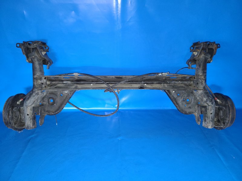 Балка задней подвески NISSAN JUKE 10-19 55501-BV80A Б/У