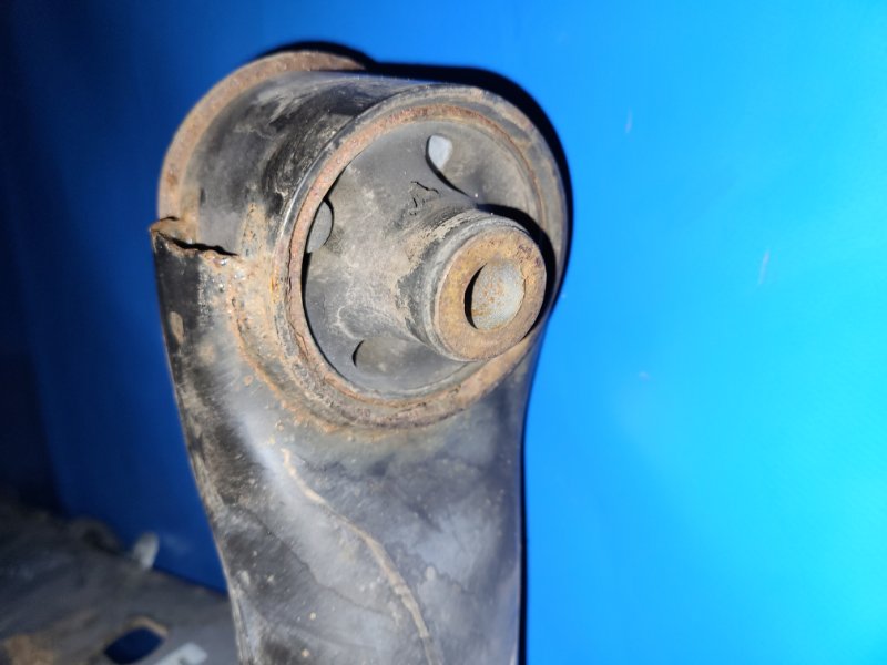 Балка задней подвески LEAF 10-17