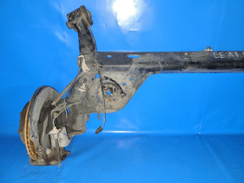 Балка задней подвески LEAF 10-17