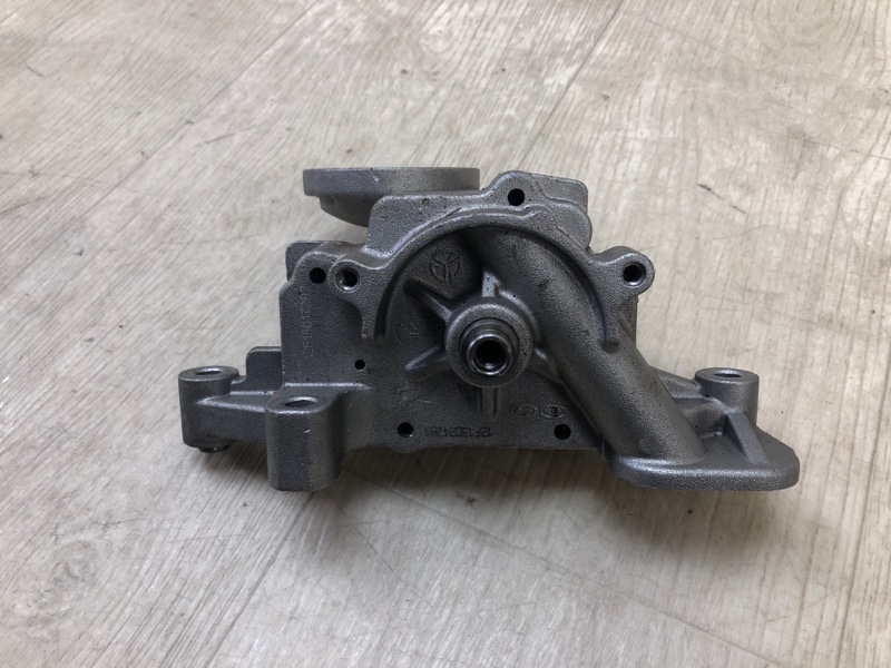 Масляный насос SORENTO UM 14-