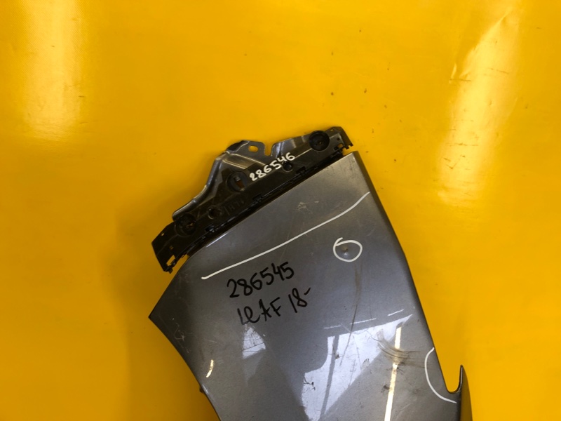 Кронштейн переднего бампера (на крыле) левый NISSAN LEAF 18- 62225-5SK0A Б/У