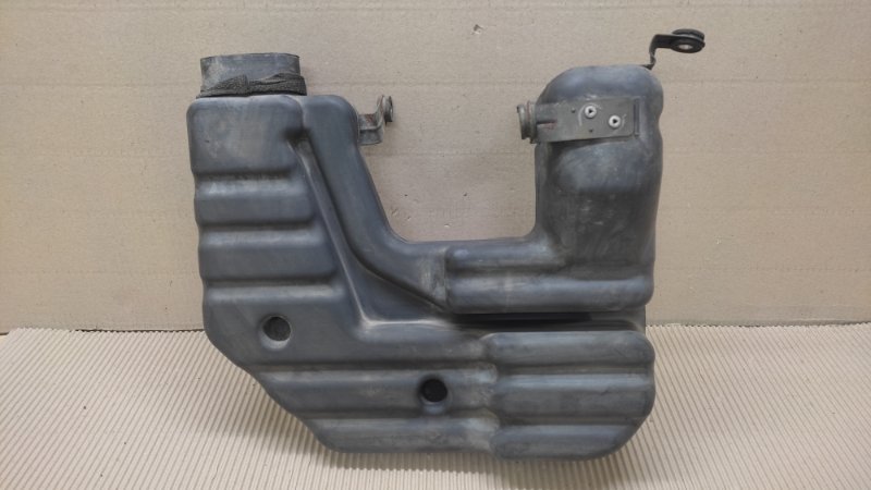 Резонатор воздушного фильтра MITSUBISHI ECLIPSE 05-08 COUPE 2.4