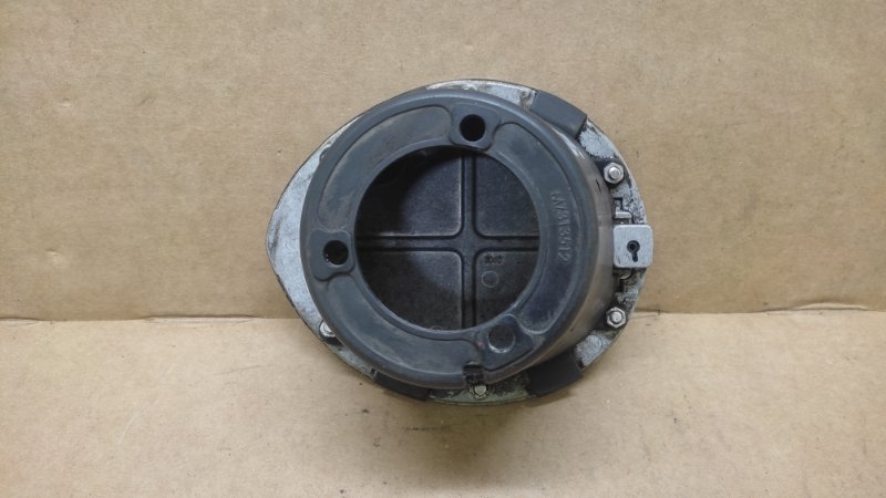 Лючок топливного бака MITSUBISHI ECLIPSE 05-08 COUPE 2.4 Лючок топливного бака MITSUBISHI ECLIPSE 05-08 COUPE 2.4