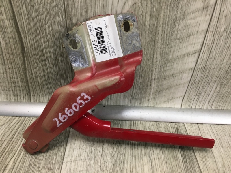 Петля капота левая JETTA USA 10-17 2011 Седан CBTA 2.5L