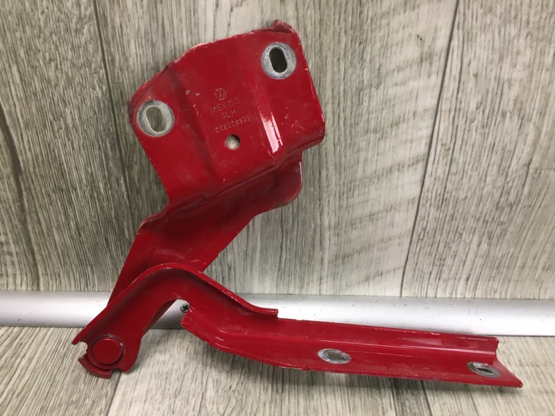 Петля капота правая VOLKSWAGEN JETTA USA 10-17 2011 Седан CBTA 2.5L 5C6 823 302 A Б/У