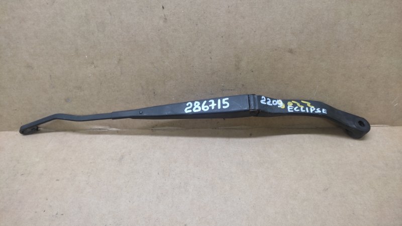 Поводок стеклоочистителя передний левый ECLIPSE 05-08 2006 COUPE 2.4