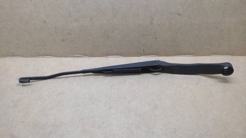 Поводок стеклоочистителя передний левый MITSUBISHI ECLIPSE 05-08 COUPE 2.4