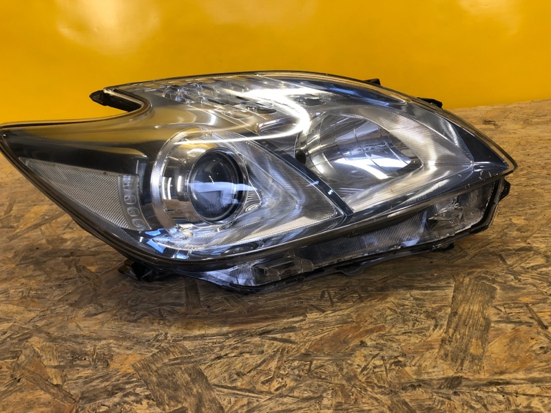 Запчасть фара правая TOYOTA PRIUS - 30 09-17 81130-47250 Б/У Фара правая TOYOTA PRIUS - 30 09-17 81130-47250 Б/У