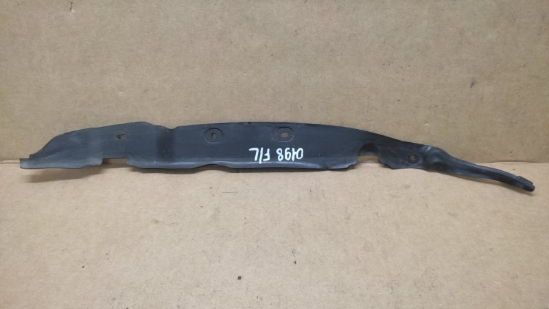 Пыльник крыла передний левый LEXUS LS430 00-06 UCF30L 4.3 3UZFE