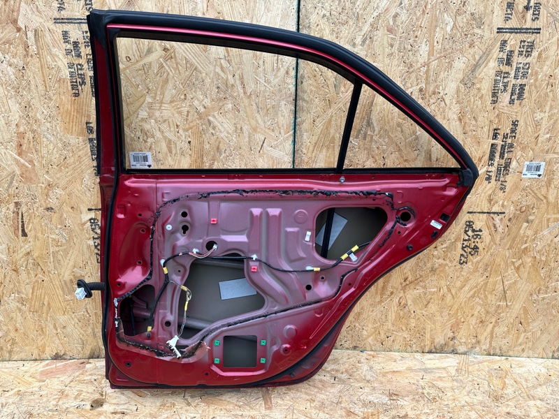 Дверь задняя правая CAMRY 40 06-11 2010 2.5 2ARFE Дверь задняя правая CAMRY 40 06-11 2010 2.5 2ARFE