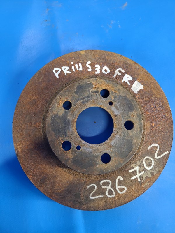 Тормозной диск передний TOYOTA PRIUS - 30 09-17 4351247040 Б/У