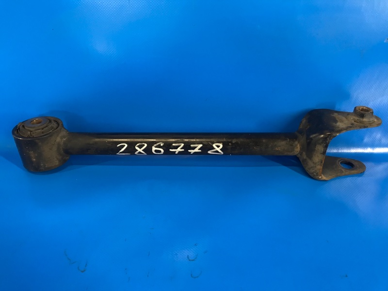 Запчасть рычаг задней подвески поперечный правый MAZDA CX-5 (KE) 11-17 KD35-28-500 Б/У Рычаг задней подвески поперечный правый MAZDA CX-5 (KE) 11-17 KD35-28-500 Б/У