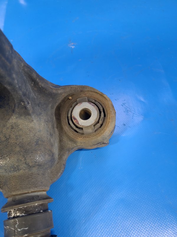 Цапфа задняя левая CX-5 (KE) 11-17