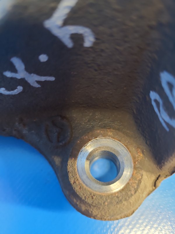 Цапфа задняя левая CX-5 (KE) 11-17