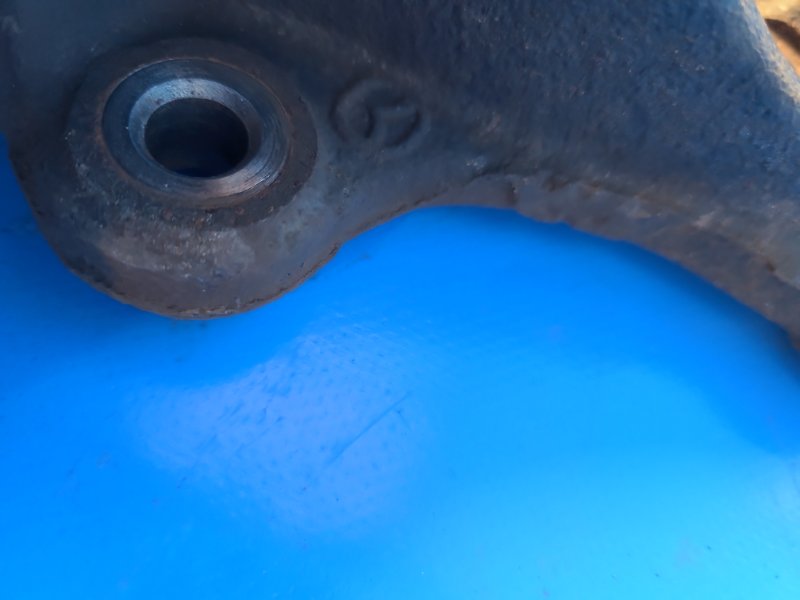 Цапфа задняя правая CX-5 (KE) 11-17