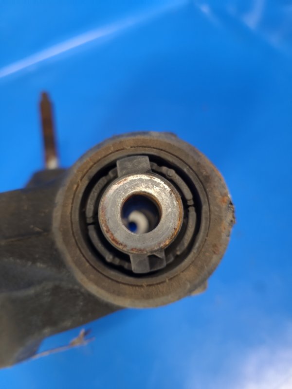 Цапфа задняя правая CX-5 (KE) 11-17