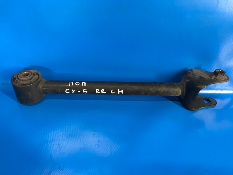 Рычаг задней подвески поперечный левый CX-5 (KE) 11-17