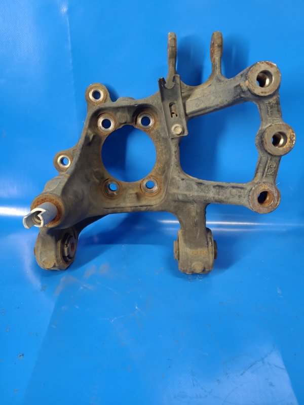 Цапфа задняя левая CX-5 (KE) 11-17