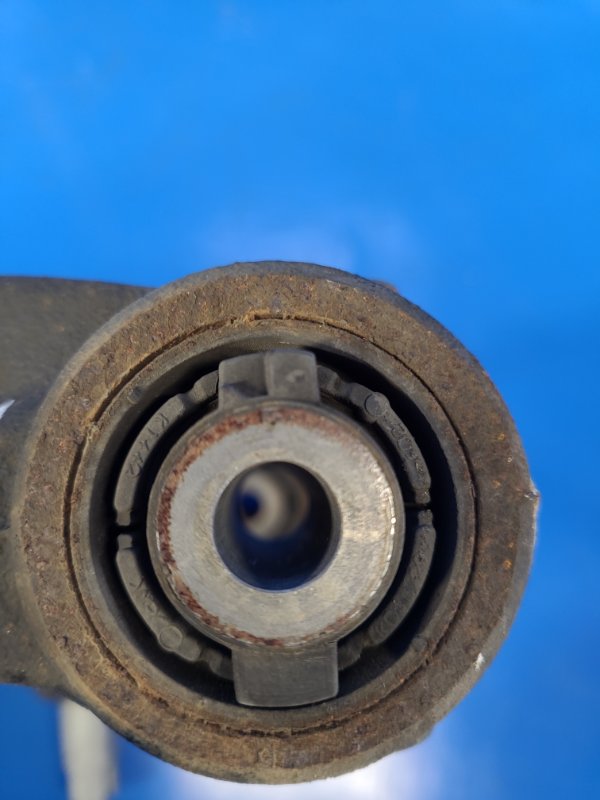 Цапфа задняя левая CX-5 (KE) 11-17