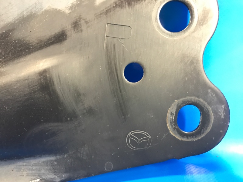 Рычаг задней подвески продольный правый CX-5 (KE) 11-17