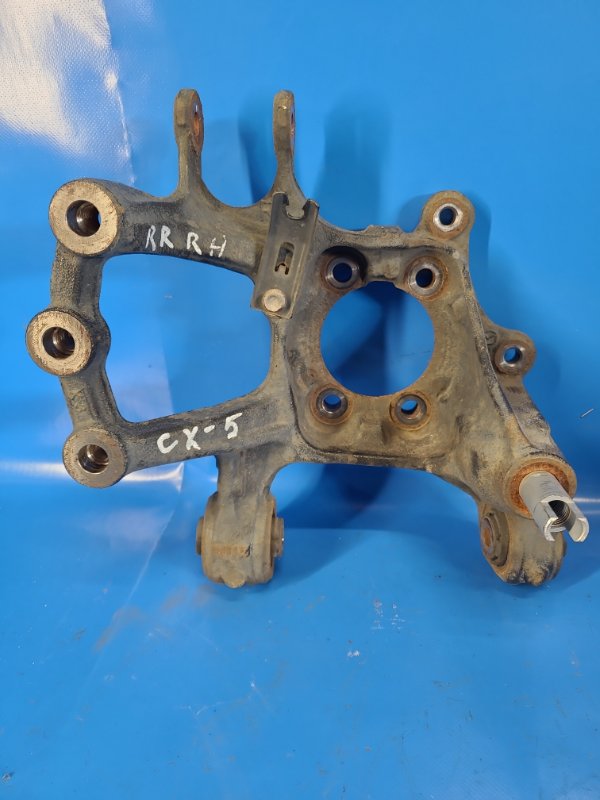 Цапфа задняя правая CX-5 (KE) 11-17