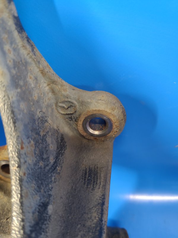 Цапфа задняя правая MAZDA CX-5 (KE) 11-17