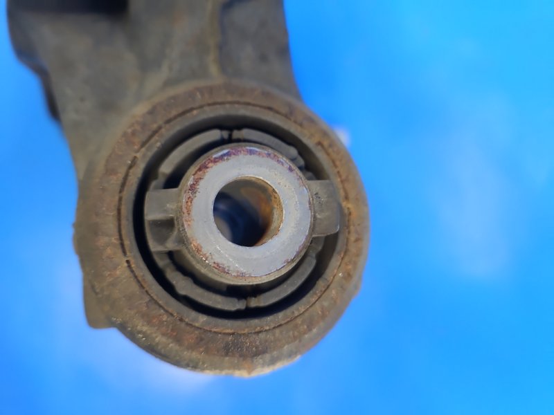 Цапфа задняя правая CX-5 (KE) 11-17