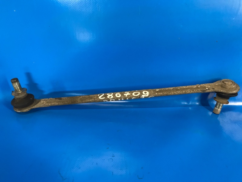 Стойка стабилизатора передняя левая TOYOTA PRIUS - 30 09-17 4882047020 Б/У